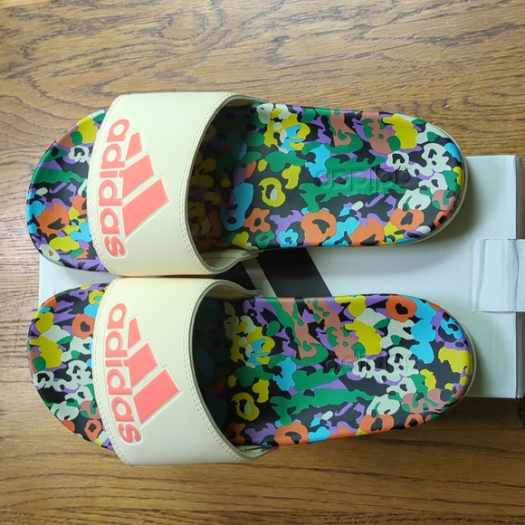 NIB FARM Rio Slide Sandals Adidas Collab Multicolor Abstract Print Womens Size 7 - Picture 5 of 11